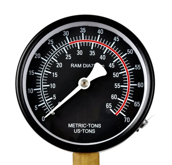 manometr-do-prasy-geko-2009-waga-z-opakowaniem-1-3-kg