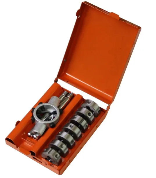 zestaw-narzynek-richmann-c9180-8-elementow-waga-z-opakowaniem-0-5-kg