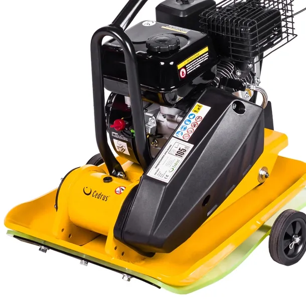 zageszczarka-cedrus-65-km-pojemnosc-silnika-196-cm