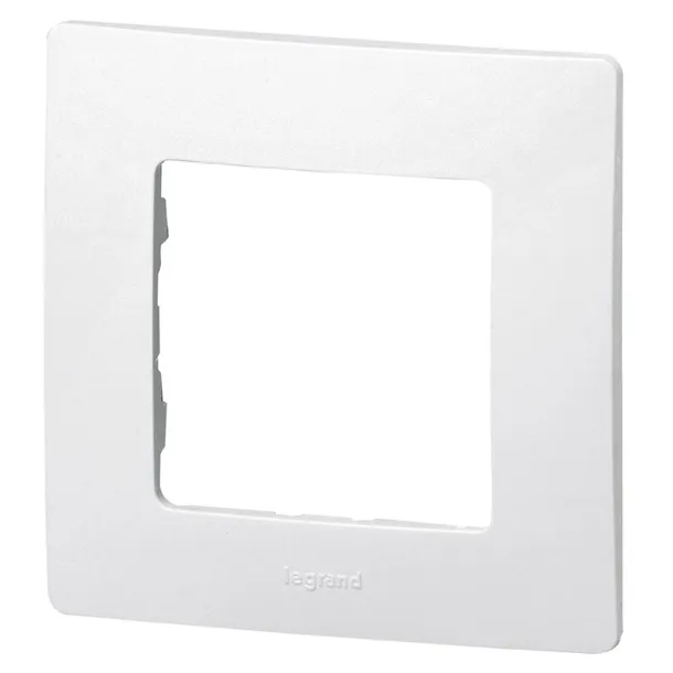 legrand-niloe-ramka-pojedyncza-biala-665001-stan-nowy-material-tworzywo-sztuczne