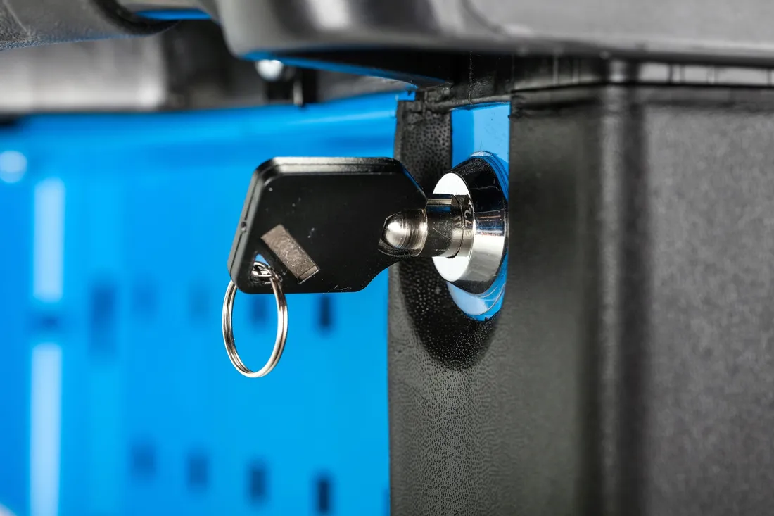 wozek-narzedziowy-hoegert-technik-ht7g046