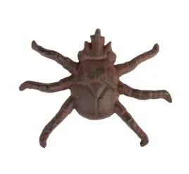 zeliwny-chrzaszcz-dekoracja-ogrodu-oczka-wodnego