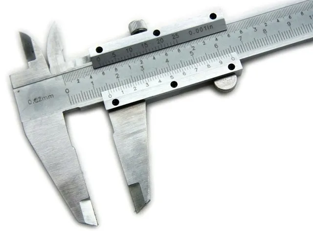 suwmiarka-analogowa-richmann-300-mm-dokladnosc-pomiaru-0-02-mm