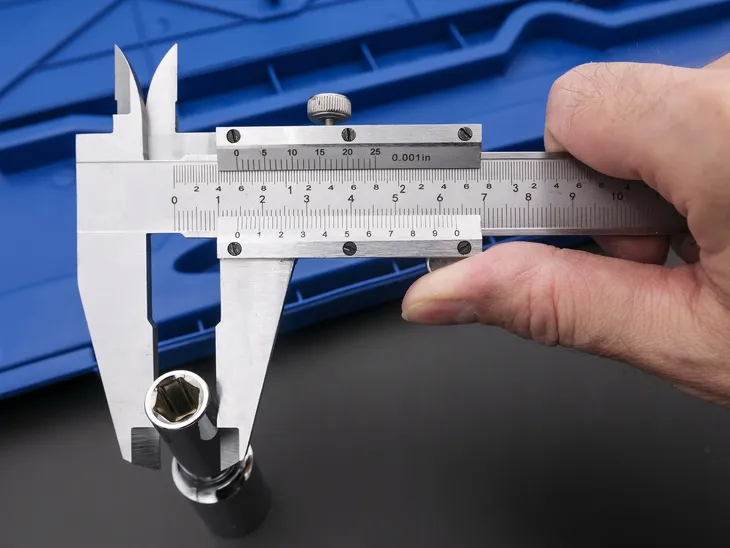 suwmiarka-analogowa-richmann-300-mm-maksymalny-zakres-pomiaru-300-mm-kod-producenta-co-3429