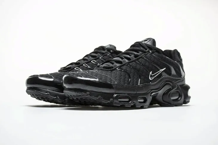 buty-nike-air-max-tn-plus-czarne-kolor-wielokolorowy