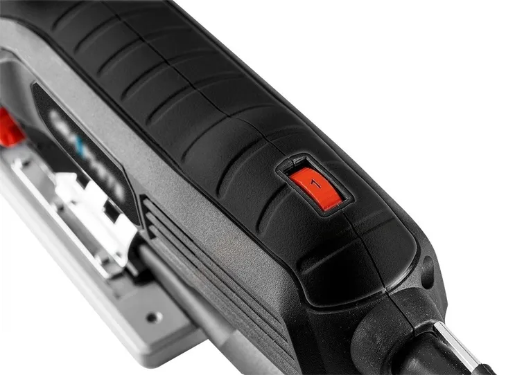 graphite-wyrzynarka-600w-58g078-glebokosc-ciecia-w-drewnie-80-mm