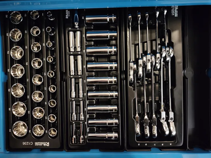 wozek-narzedziowy-richmann-c1301-liczba-szuflad-7