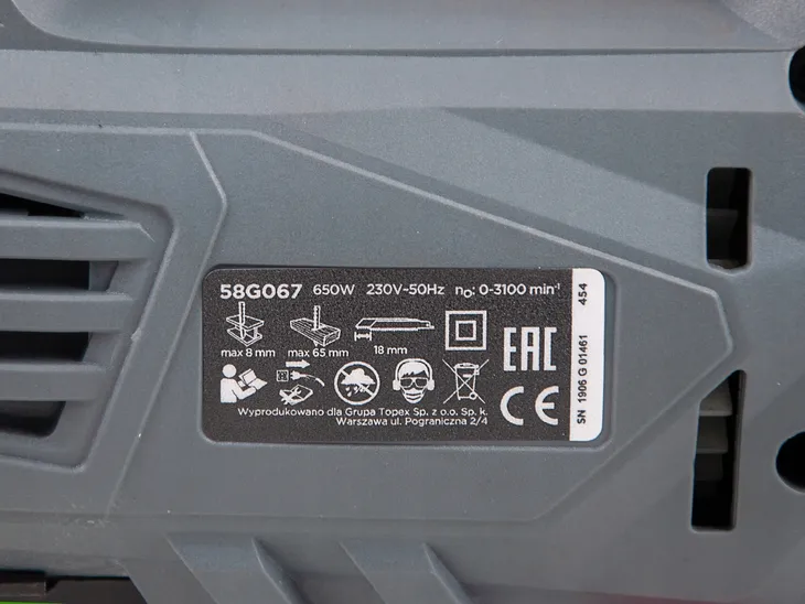 graphite-58g067-wyrzynarka-650w-seria-58g067