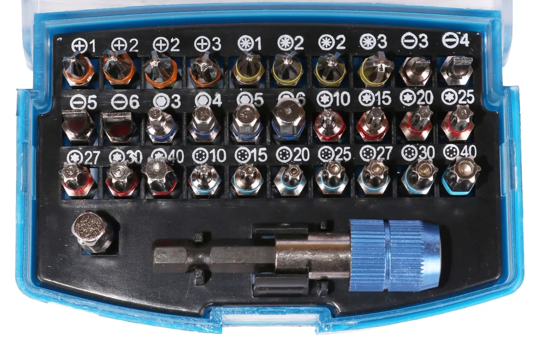 zestaw-bitow-hoegert-technik-ht1s400-1-4-32-elementy