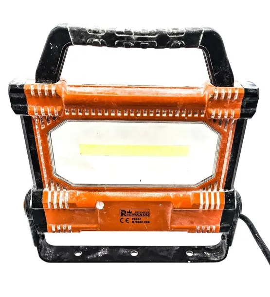 lampa-richmann-c5942-zawiera-baterie-nie-waga-z-opakowaniem-1-53-kg