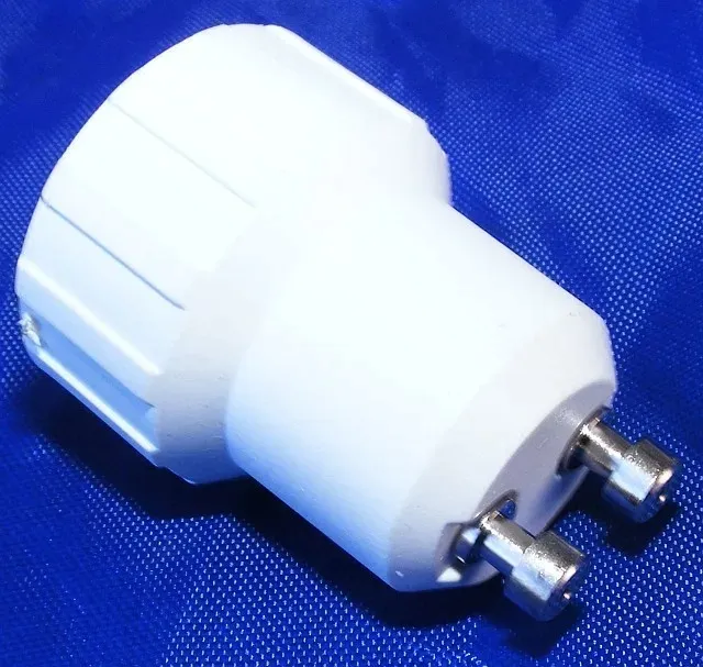 adapter-przejsciowka-gniazdo-gu-10-e14-stan-nowy