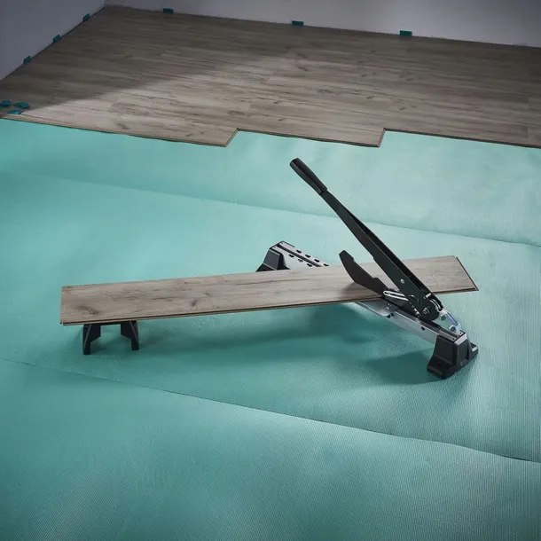 wolfcraft-vlc-1000-gilotyna-do-paneli-6940000-maksymalna-grubosc-paneli-14-mm-waga-z-opakowaniem-9-3-kg