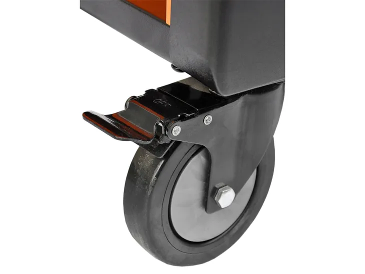 corona-c1282-marka-richmann-wyposazenie-tak