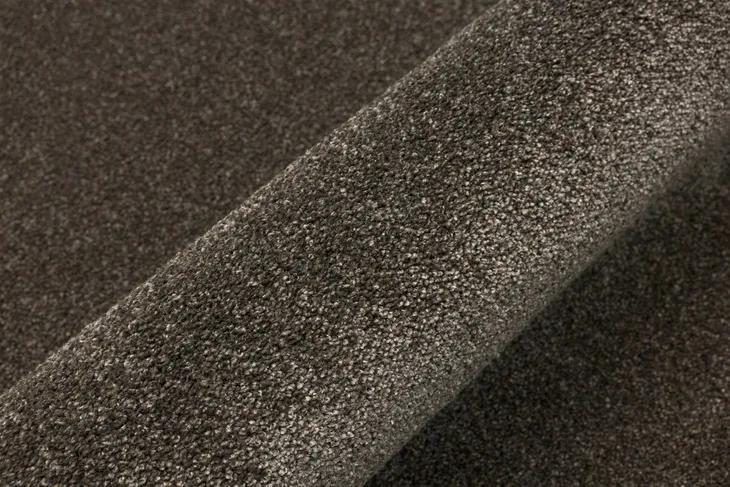 dywan-brazowy-szary-melanz-gladki-lsniacy-na-filcu-dragon-termo-200x300-cm-grubosc-11-mm-kod-produktu-w-dragon-termo-31431-kolor-odcienie-brazowego-odcienie-szarosci