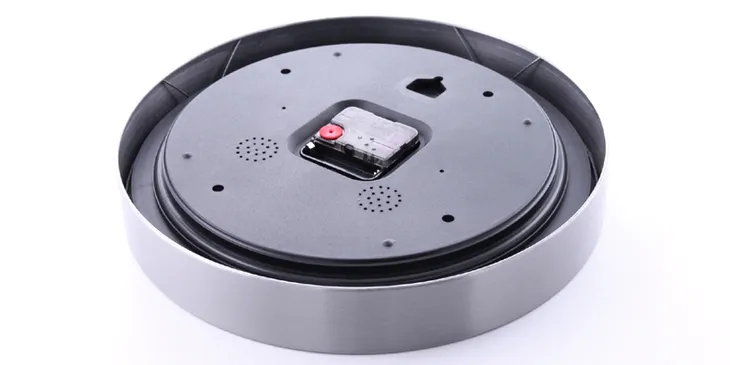 zegar-scienny-kinghoff-srebrny-30cm-zasilanie-baterie