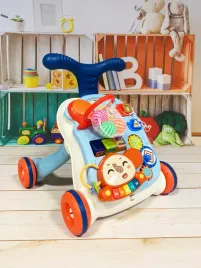 chodzik-pchacz-stolik-edukacyjny-panel-koszy-5w1