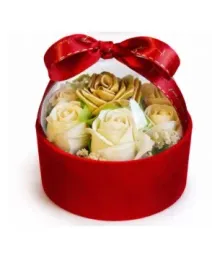 flowerbox-kwiaty-mydlane-bukiet-kwiatow-w-pudelku-flower-box-roze