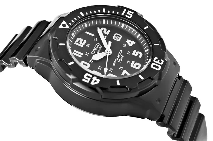 zegarek-casio-lrw-200h-1bvdf-styl-sportowy