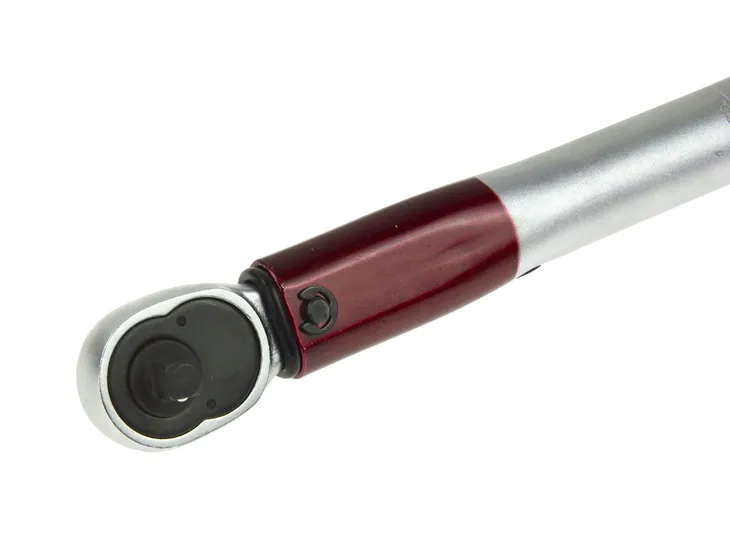 klucz-dynamometryczny-tvardy-t00022-waga-z-opakowaniem-1-kg