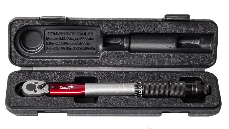 klucz-dynamometryczny-tvardy-t00022-marka-tvardy-rodzaj-klucza-dynamometryczny