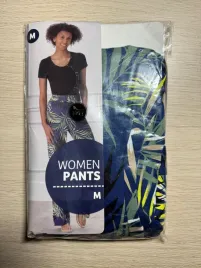 damskie-spodnie-w-lisciasty-wzor-rozmiar-m-95percent-wiskoza-5percent-elastan