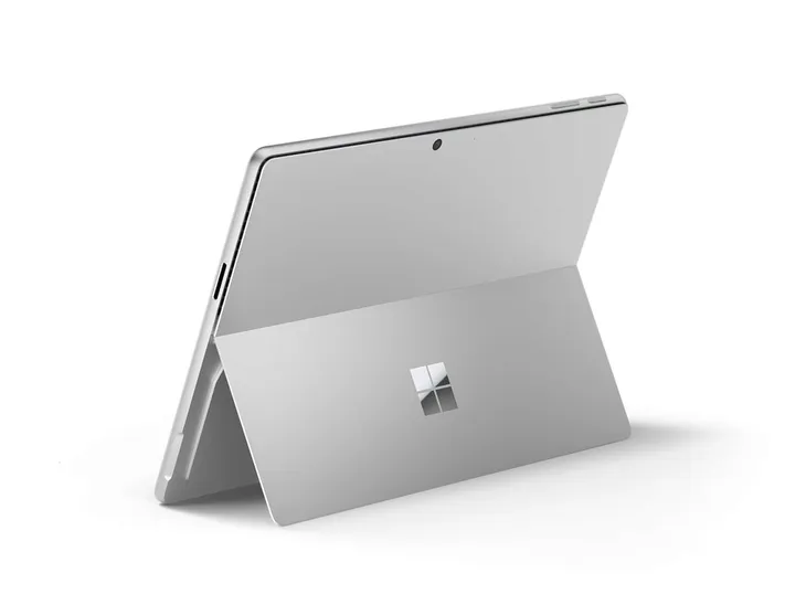 microsoft-surface-pro-11-copilot-pc-intel-core-ultra-7-256-gb-33-cm-13
