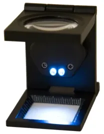 lupa-levenhuk-zeno-desk-d0