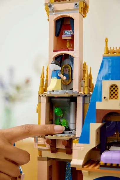 lego-disney-castle-43222