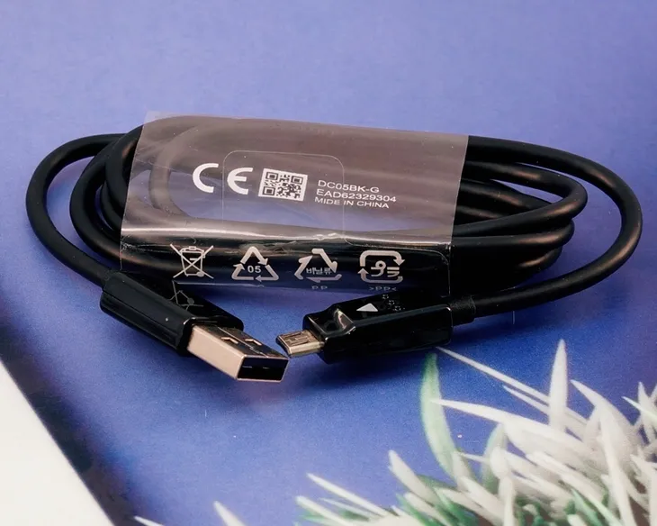 oryginalny-kabel-lg-do-ladowarki-micro-usb-1m-fast-charging-dlugosc-przewodu-1-m
