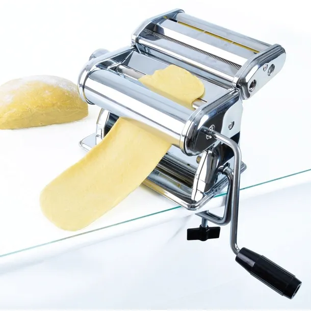 maszynka-do-makaronu-kod-producenta-131512-stan-nowy