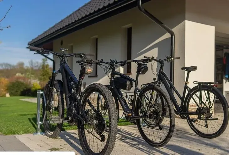 stojak-na-rowery-echo-5-pion-stan-nowy-rodzaj-brak-informacji