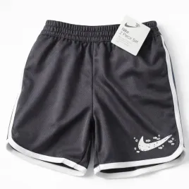 sportowe-spodenki-szorty-nike-z-kieszeniami-rozm-98-104-cm