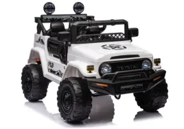 auto-na-akumulator-toyota-fj-biala-4x4