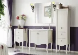 lustro-w-ramie