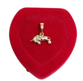 n2443-zlota-zawieszka-znak-zodiaku-byk-stal-chirurgiczna-18k
