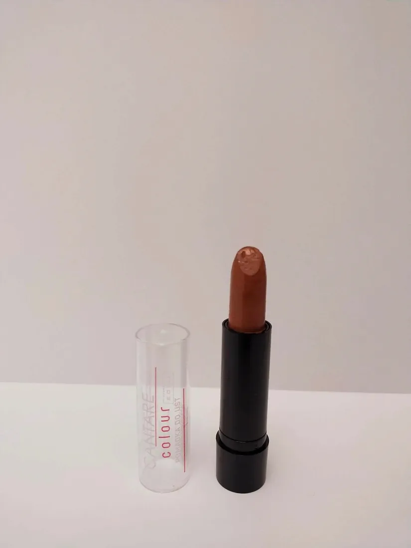 pomadka-do-ust-cantare-06-stan-nowy