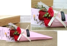 bukiet-roze-gozdziki-upominek-53-cm