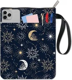 saszetka-miekka-z-kieszonkami-okladka-na-ksiazke-w-ksiezyce-28x22-cm