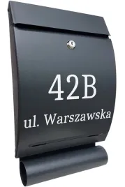 skrzynka-na-listy-pocztowa-numer-domu-napis