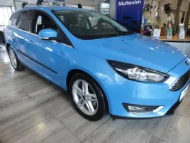 listwy-boczne-drzwi-ford-focus-kombi-2011-18