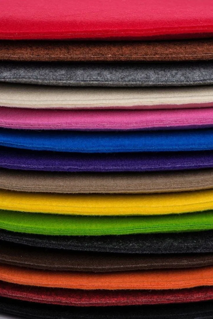 okragla-poduszka-na-krzeslo