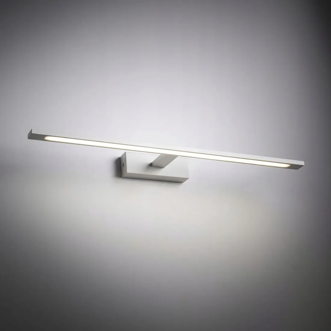 kinkiet-liniowy-bialy-1xled-62-cm-galeryjka-nad-obraz-lustro-nowoczesna