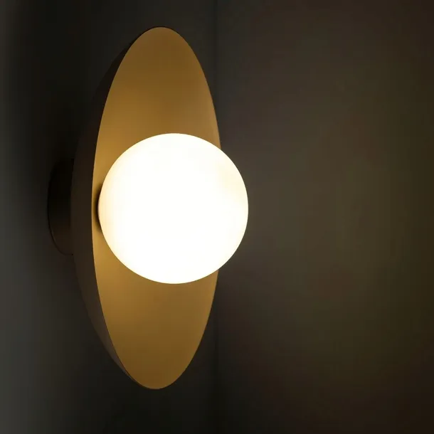 bezowy-kinkiet-1xg9-led-mleczny-szklany-klosz-nowoczesna-lampa-scienna-loft-kolekcja-slate