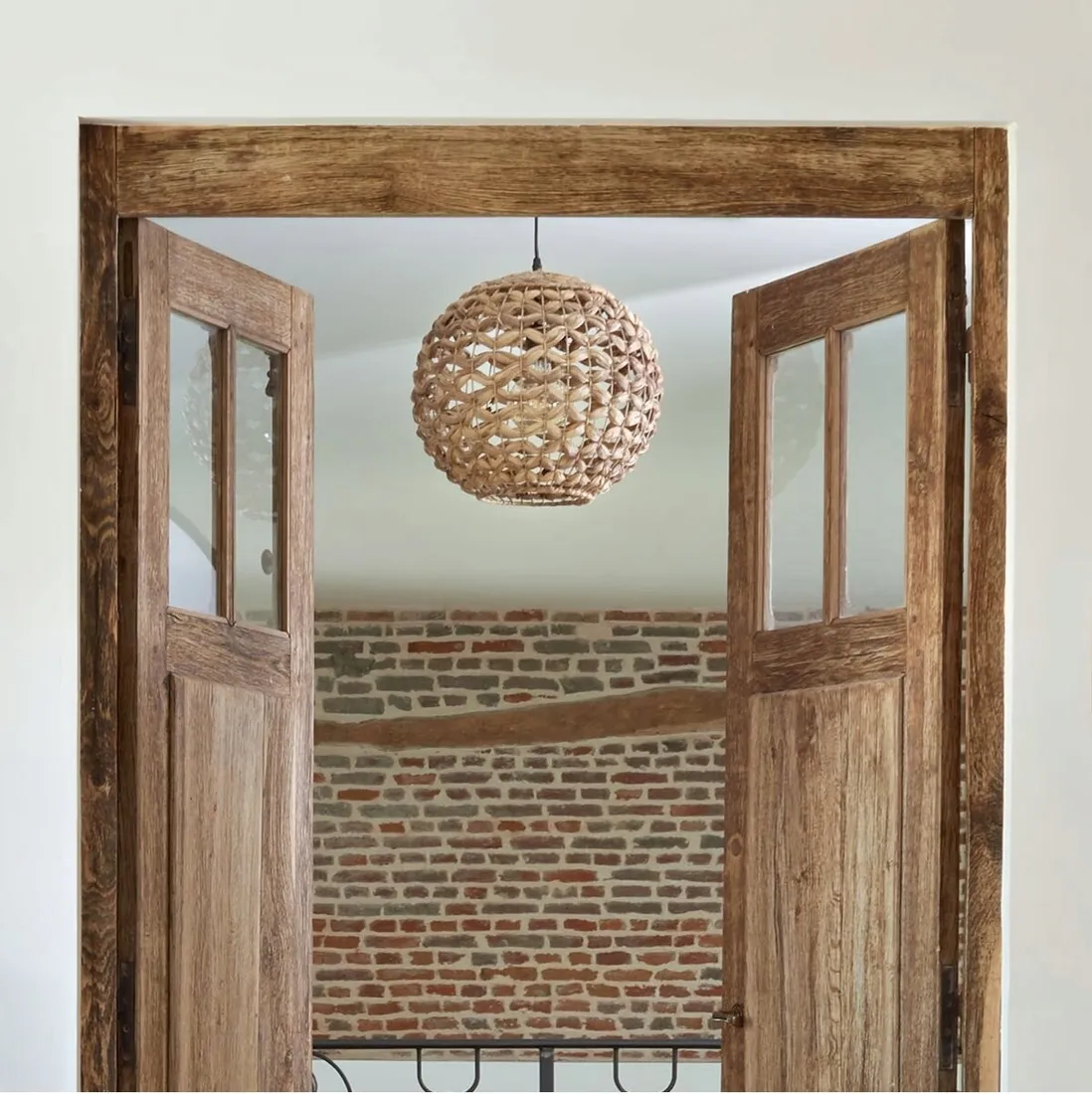 lampa-wiszaca-sand-stan-nowy