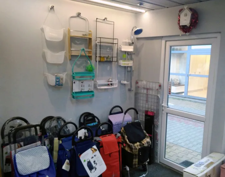 wieszak-flip-hook-brazowy-stan-nowy-szerokosc-mebla-50-cm