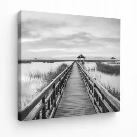 obraz-na-plotnie-canvas-pomost-jezioro-krajobraz-czarno-bialy-70x100