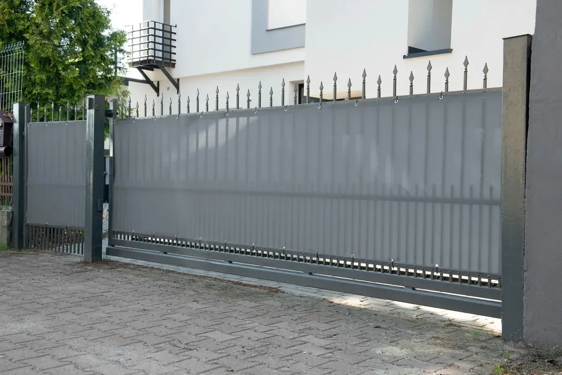 oslona-maskujaca-plot-125-175-cm