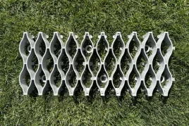 kratka-trawnikowa-500x200-szara-obrzeze-do-trawnika