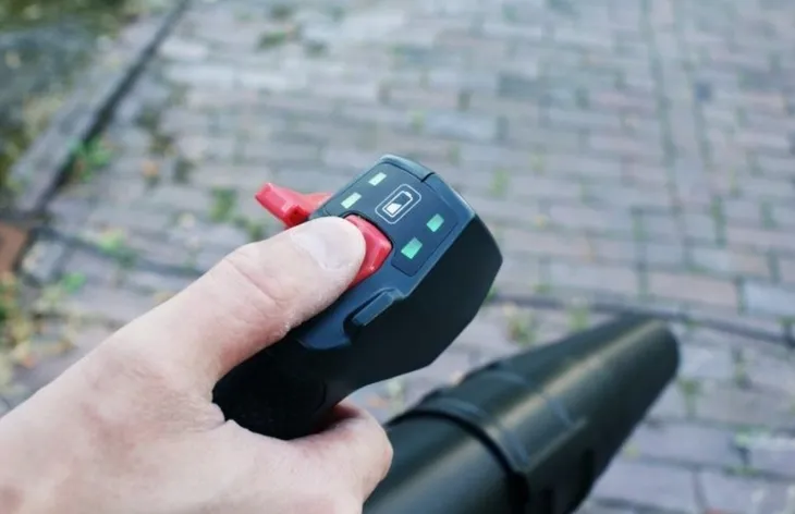 dmuchawa-akumulatorowa-cramer-82b1300-marka-cramer