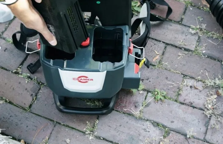 dmuchawa-akumulatorowa-cramer-82b1300-zasilanie-akumulatorowe